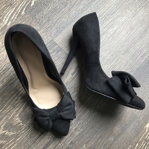 Black Bow Heels